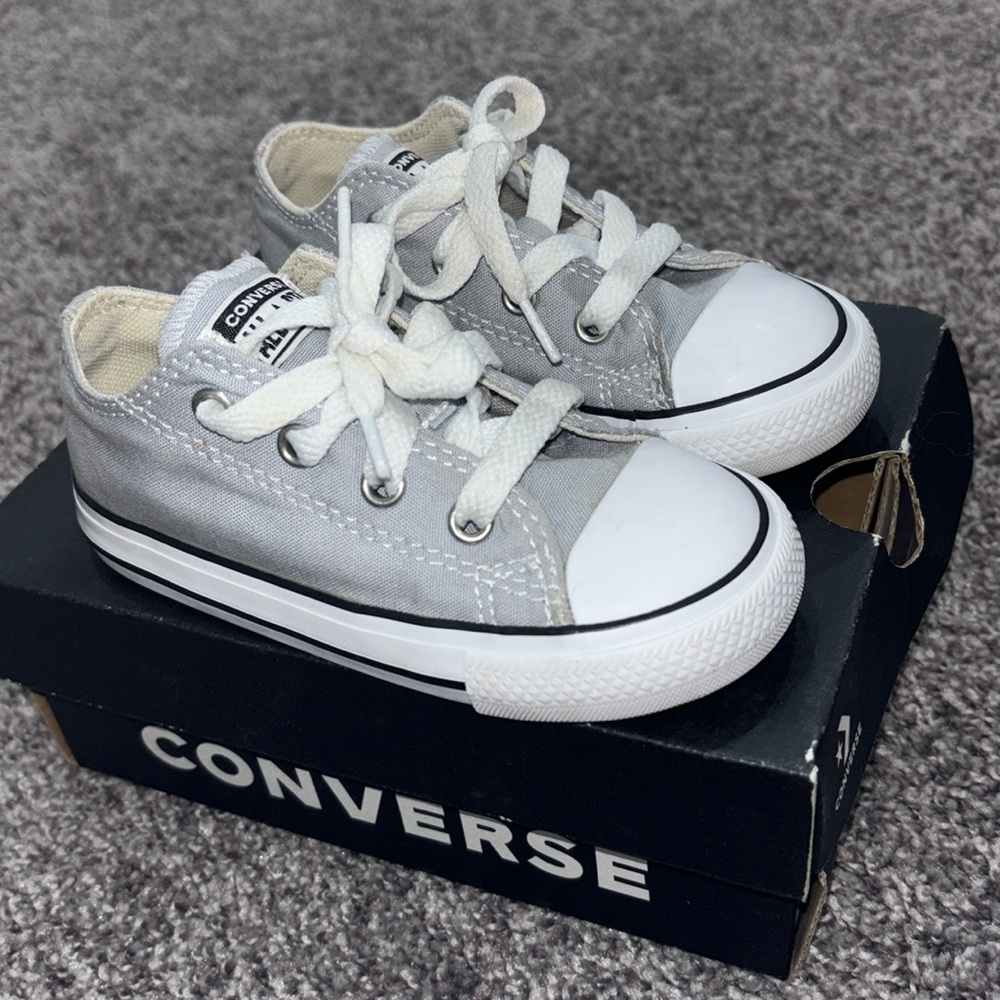 Toddler converse 7C